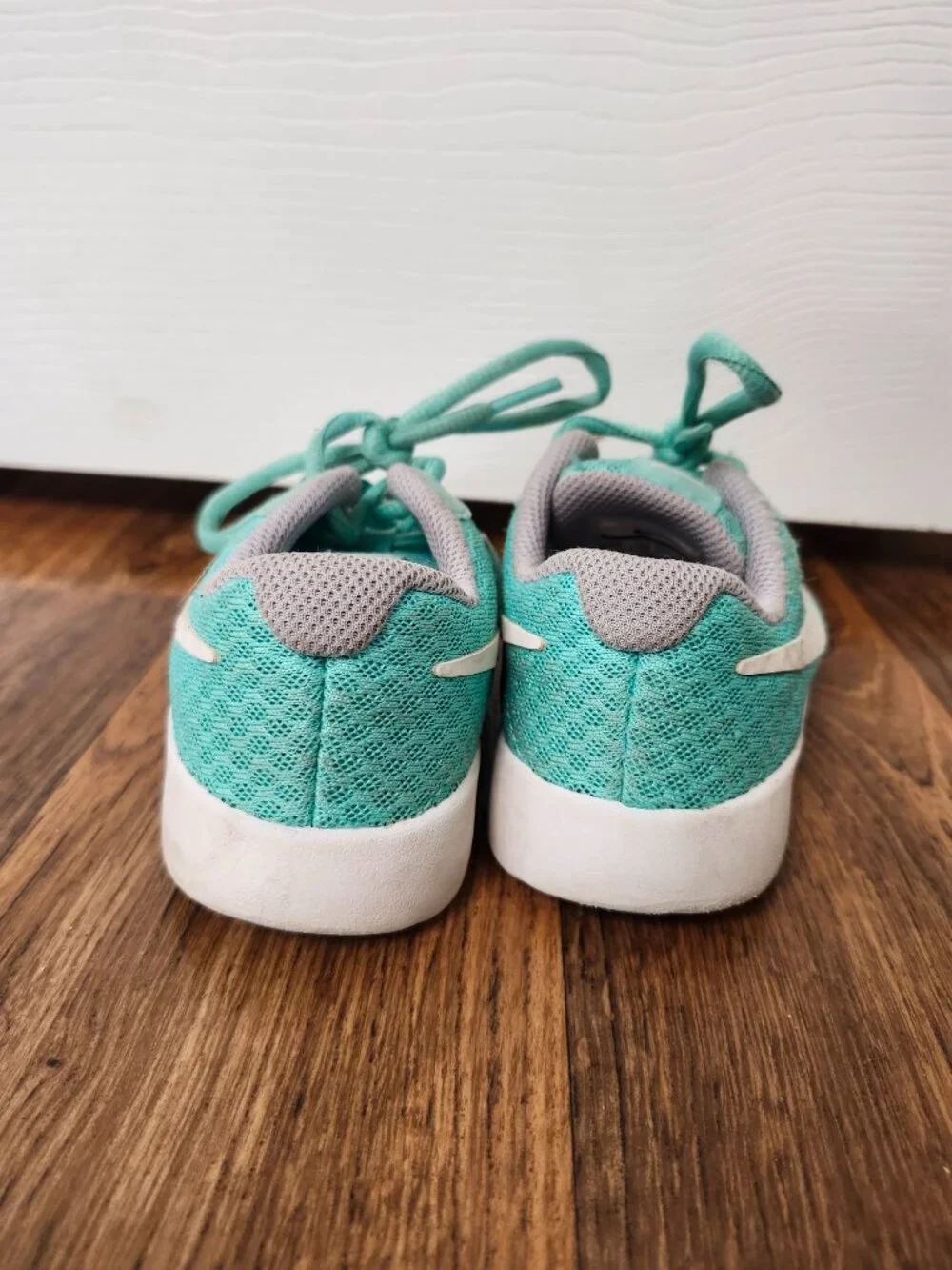 Nike Tanjun Sneakers Blue White Mesh Lightweight Size 12